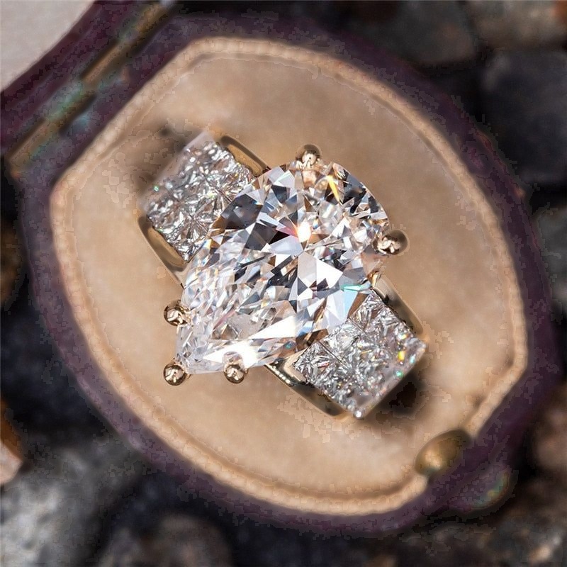 10ct Wide Shank Pear Cut White Sapphire Engagement Ring