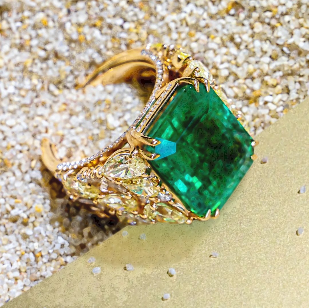 11ct Emerald Cut Emerald Sapphire Engagement Ring