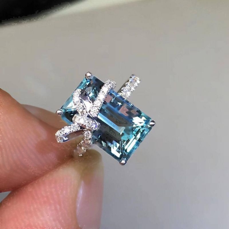 7ct Bow Design Emerald Cut Aquamarine Engagement Ring