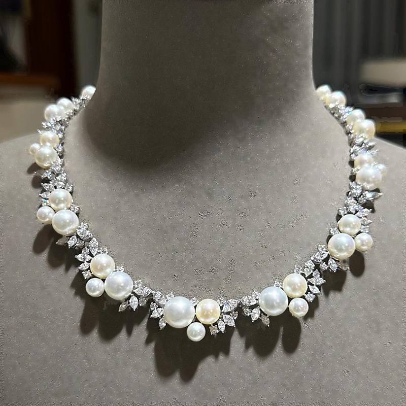 Fashion Multi-cut White Sapphire Pearl Necklace