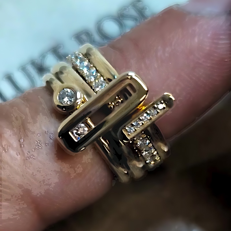 Geometric Pavé White Sapphire Stackable Band Set (4 Pieces)