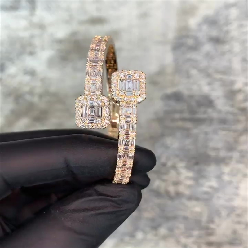 Gold Tone Emerald&Round Cut White Sapphire Free Open Bracelet